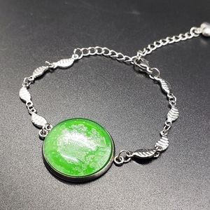Leaf Benzel Green Bracelet